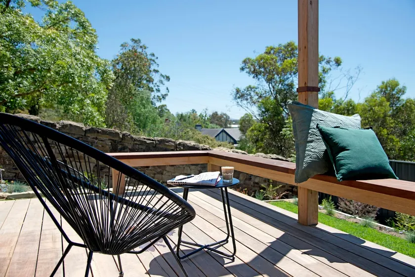 ‘52Views’ a private retreat with panoramic views - Image 1