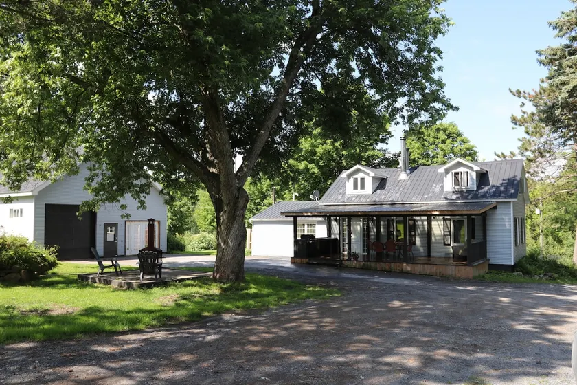 Quiet stay on 76 acres land with pool! - Image 1