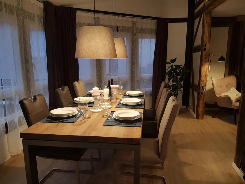 Apartment Rose - Image 1