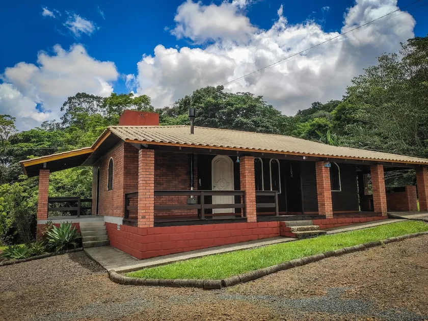 Beautiful place in front of the dam - Image 1