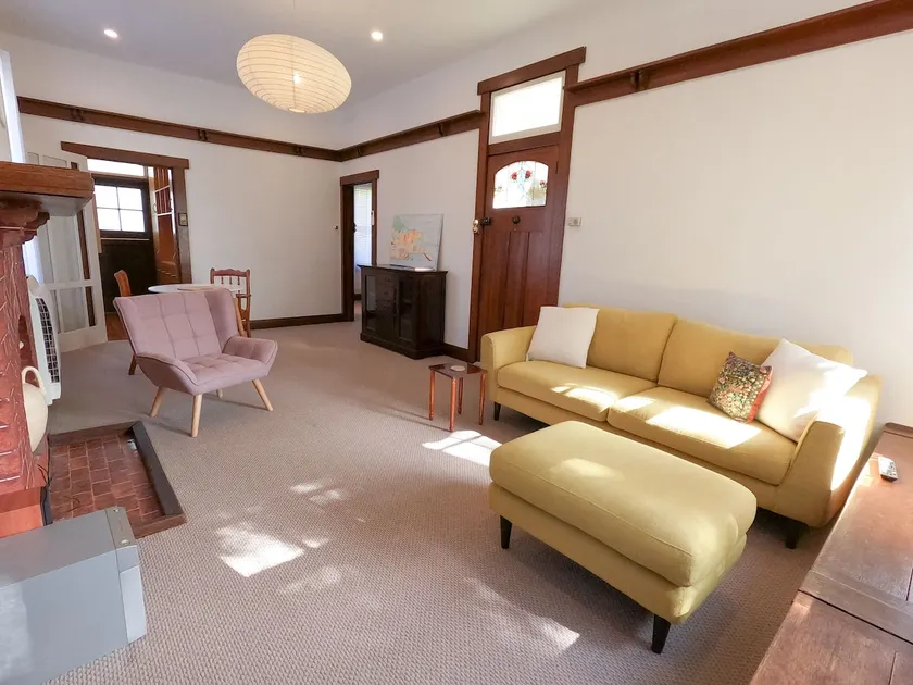 Private Guest Suite near Shops - Image 1