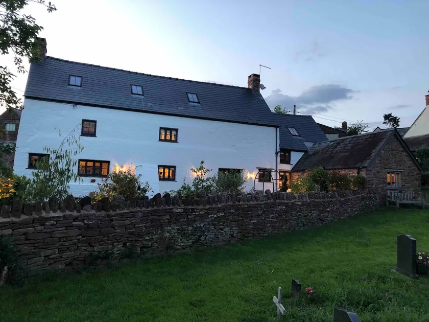 Most beautifully designed Welsh Border farmhouse! - Image 1