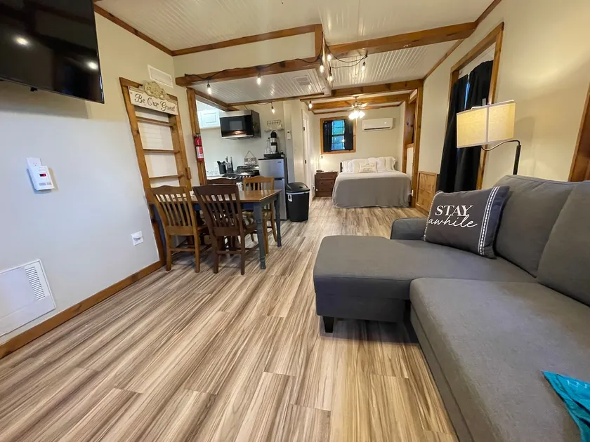 The Rustic Secret, tiny apartment, Basement - Image 1