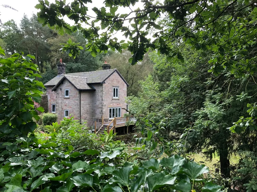 2 Bedroom Rural Cottage - Image 1