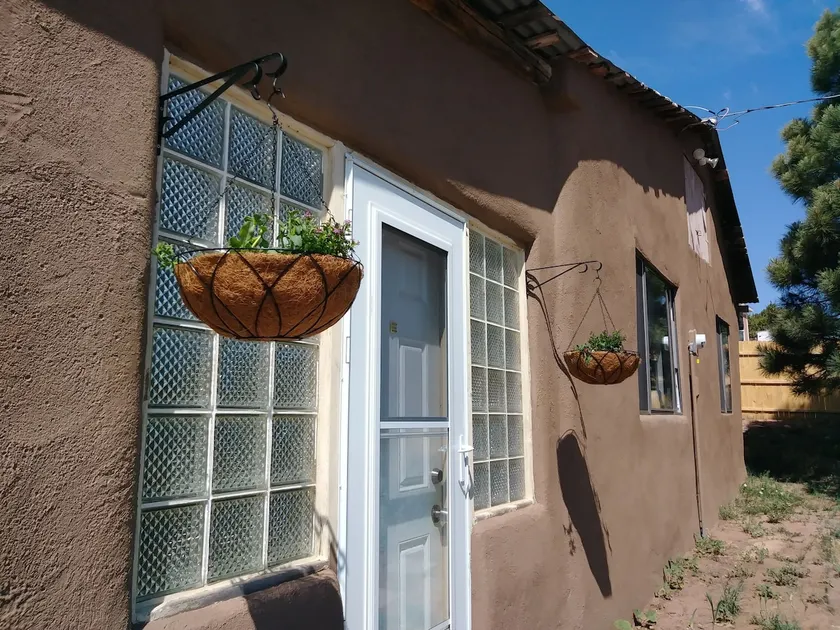 La Casita Viejita (The Little Old House) - Image 1