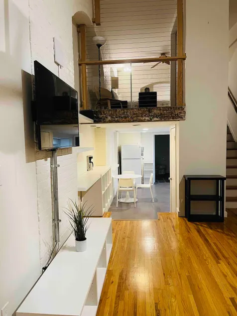 Lovely 2-bedroom loft in Hoboken north - Image 1
