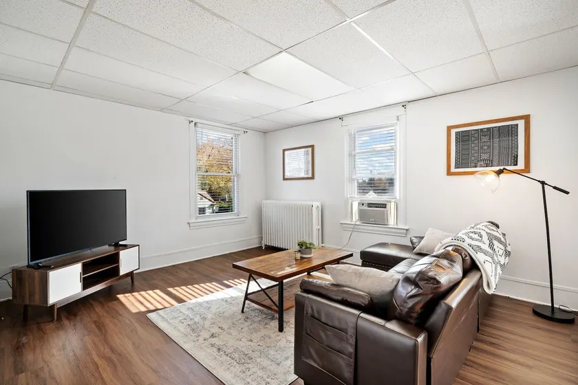 2BR Guest Favorite | Near Duluth & Tower Ave - Image 1