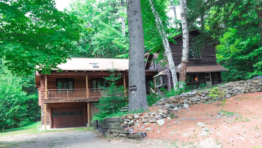 Large and lovely mountain cabin near North Conway - Image 1