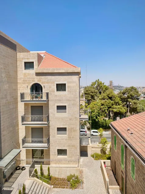 Bright 1 BR HaNevi'im St Temple Mt-view balcony PH - Image 1