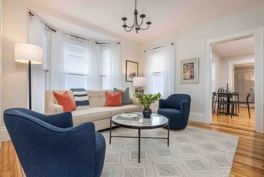 Charming Modern West End Gem - Image 1