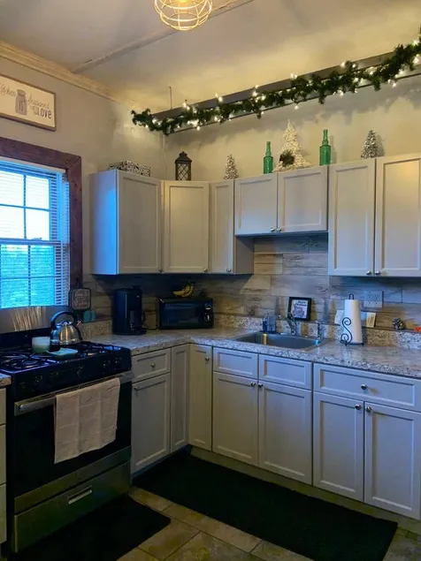 Cozy country efficiency in the Hudson Valley - Image 1