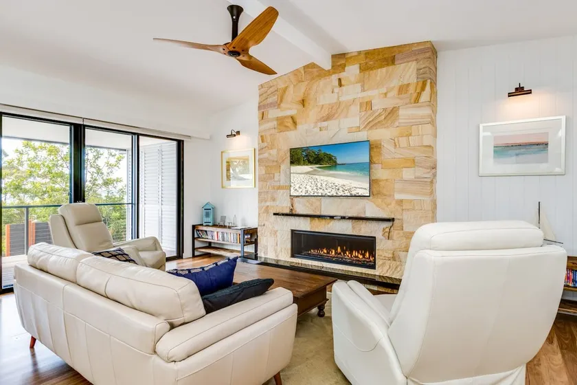 Kickenbach at Hyams Beach - Image 1