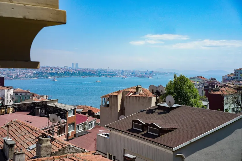 Sea View Comfortable Suite in a min Taksim Square - Image 1