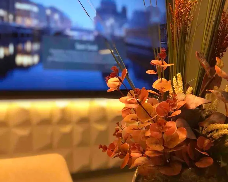 Entire apartment - Perfect for tourism or work. - Image 1