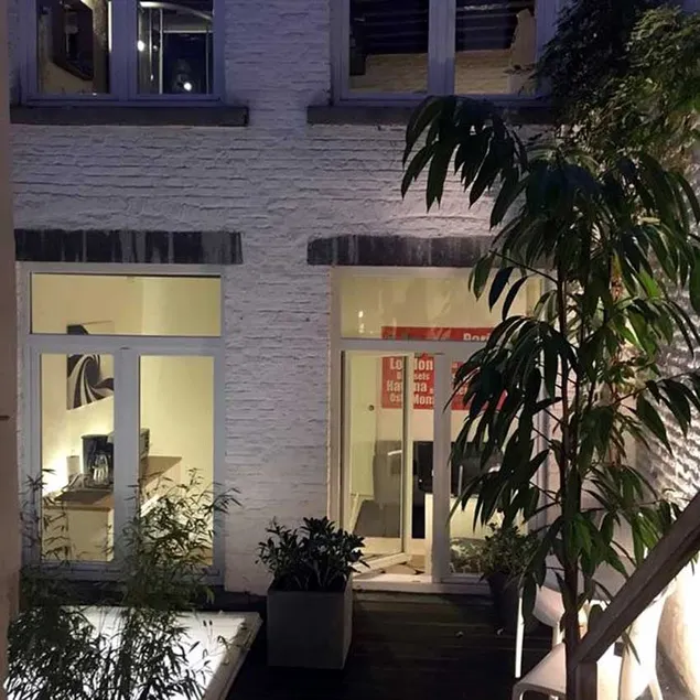 Private artist house (2 floors) with small terrace - Image 1