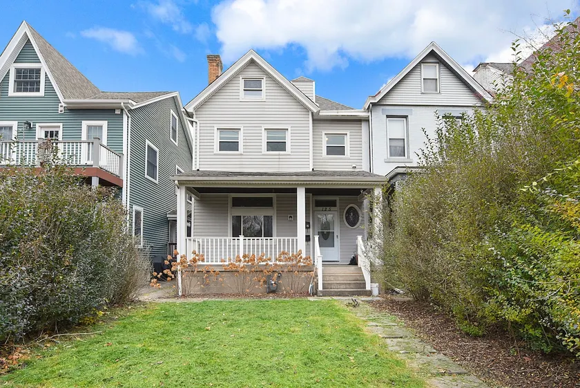 Child Friendly, Parking, King Bed, 15 min to DT - Image 1