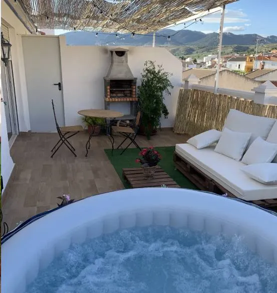 Cazorla-Alcon, Jasmine Apartment - Image 1