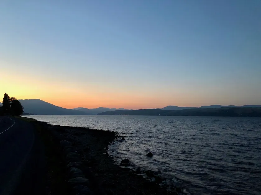 Comfortable flat with fabulous views of Loch Long - Image 1