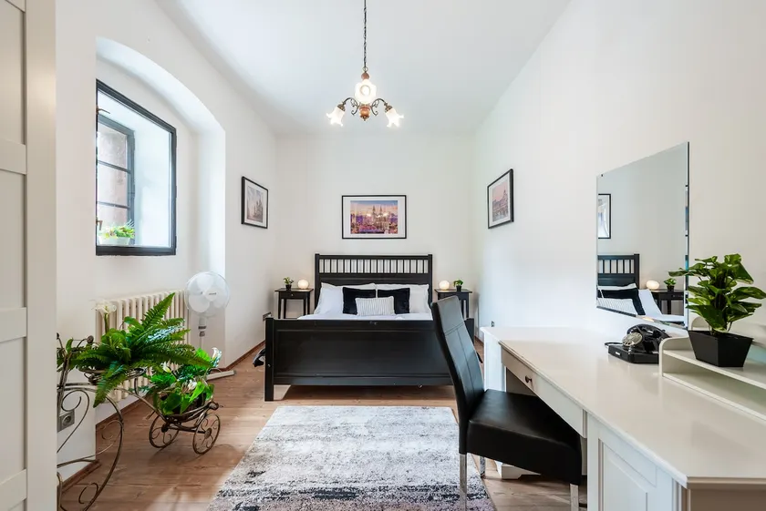Comfy &Clean apt in historical mill in the heart - Image 1