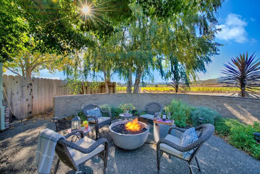 Sherrie's Vineyard View Retreat-Pool, Spa, N.Napa - Image 1