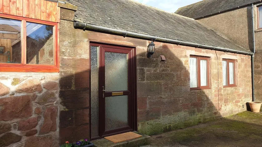 COUNTRY COTTAGE - Image 1