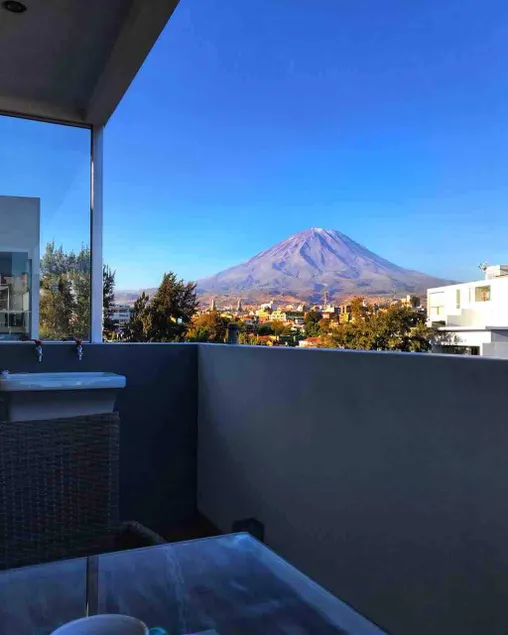 Top-Floor with Misti View & Fiber WiFi - Image 1