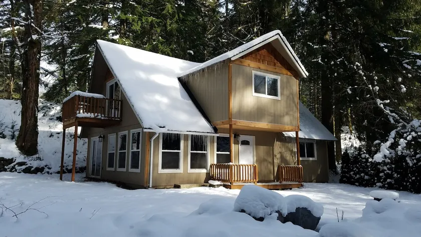 Mt. Hood Village Mountain Cabin - Image 1