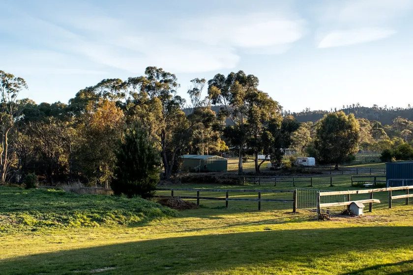Acton Park Holiday Units - Image 1