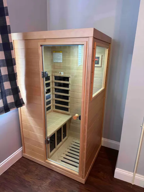 Luxury Downtown Condo - Image 1