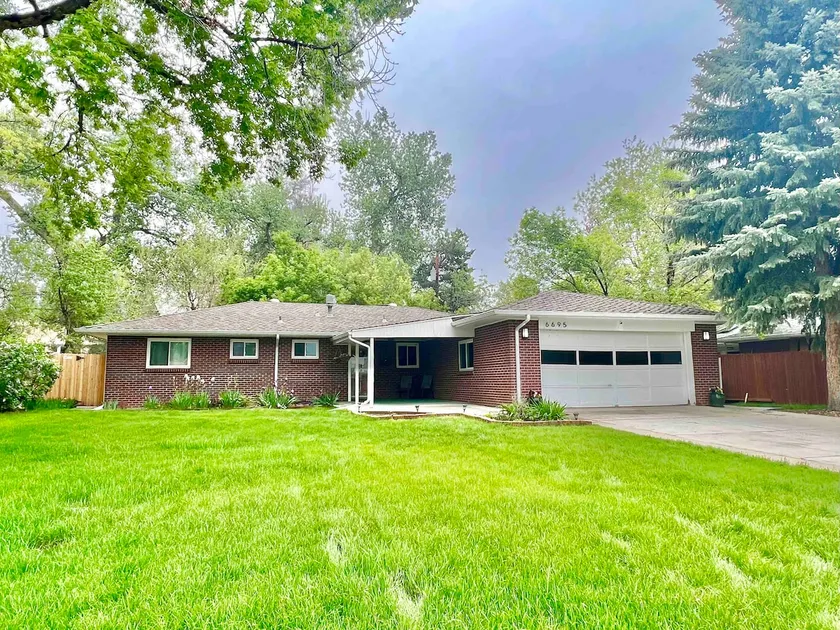 Great Value and Location! - Image 1
