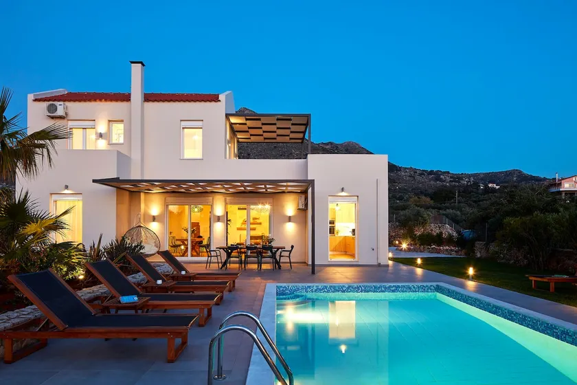 Villa Amaranthus- Private Pool- Jacuzzi- mini Golf - Image 1
