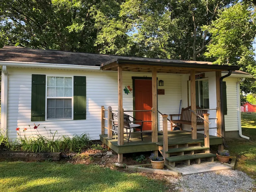 Ollie's Place Cottage - Image 1