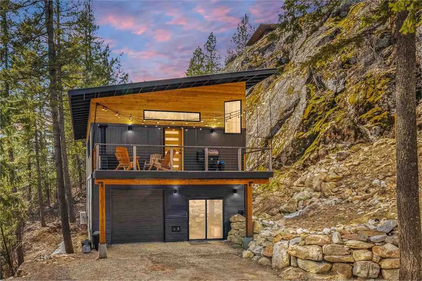 Family-Friendly Home Near Schweitzer Shuttle - Image 1
