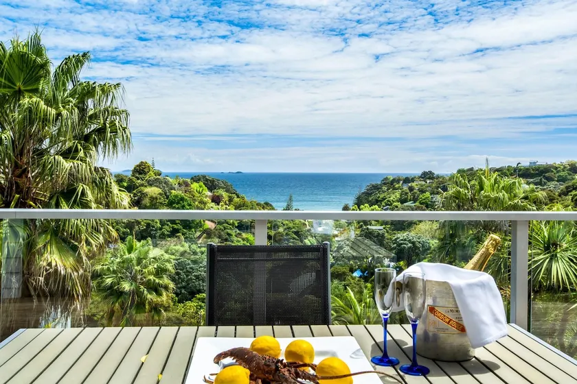 Villa Rosa at Palm Beach by Waiheke Unlimited - Image 1