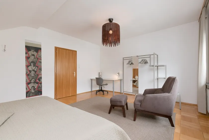 Spacious city loft ”Oskar” in Bregenz center - Image 1