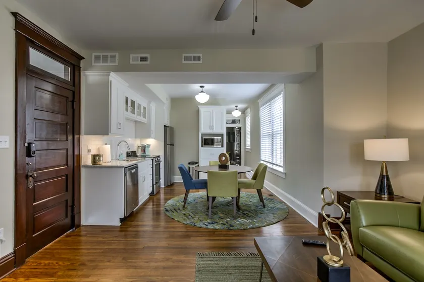 Your City View Suite - Image 1
