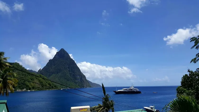 Apartment Soleil 2 mins Walk to Beach, Town and Soufriere Attractions - Image 1