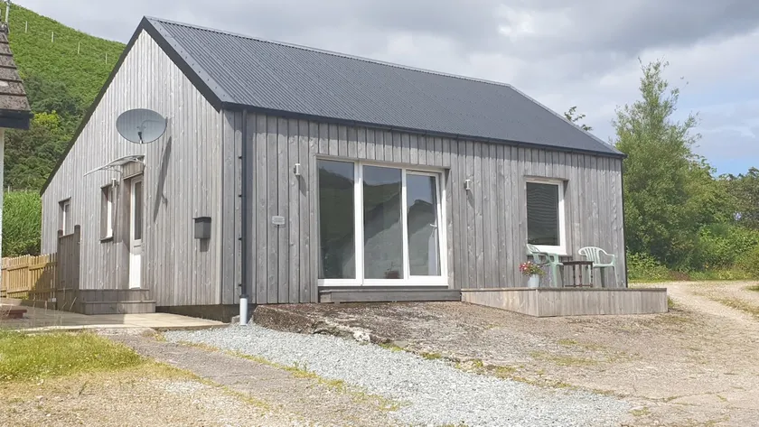 South Skye, Open plan, 2 bedroom cottage, Teangue - Image 1