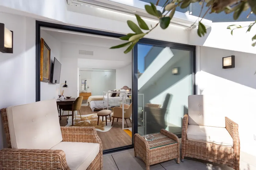 Stupendo-3-Zimmer-Suite & Terrasse - Zentrum - Klimaanlage - Image 1