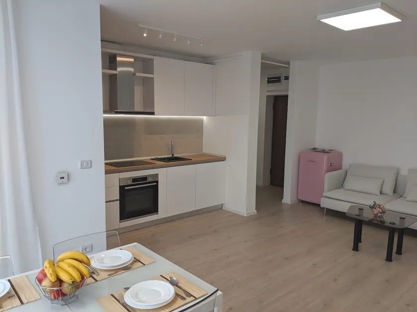 Modern & Cozy - 175 Rebreanu Towers Residence - Image 1