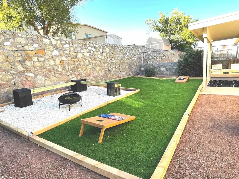 El Paso 5 Star - Spacious Family Home North Hills - Image 1