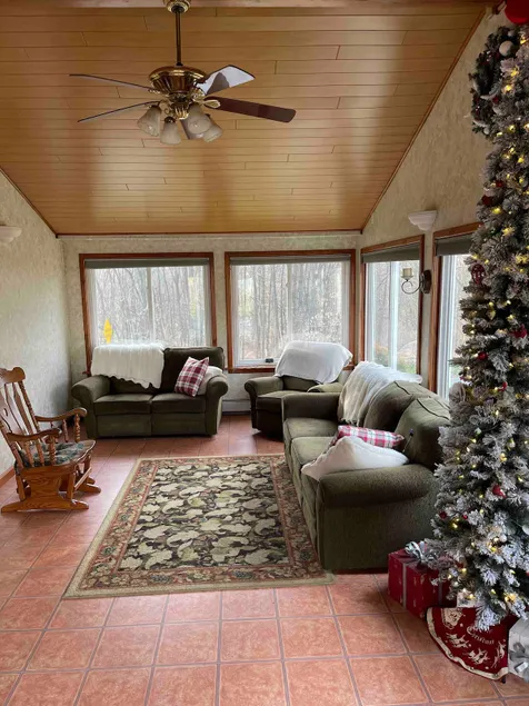 Charming Cottage - Image 1