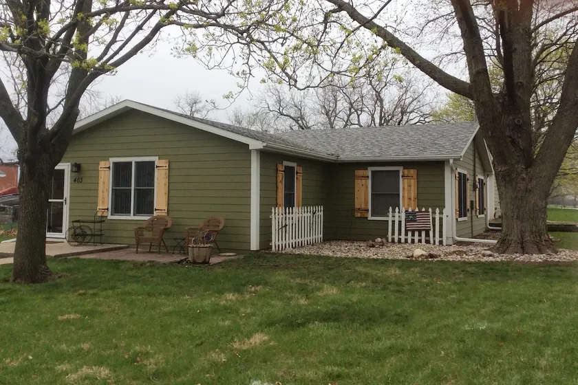 Kim's Kottage on the RRVT, in Minburn, IA. - Image 1
