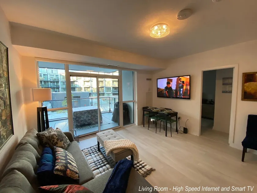 Beautiful Condo, 2 Bedrooms and a Den in a Resort! - Image 1