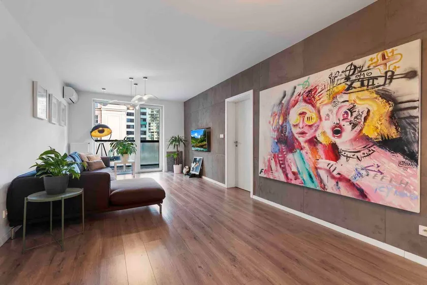 LoveThem Luxury & Art - Image 1