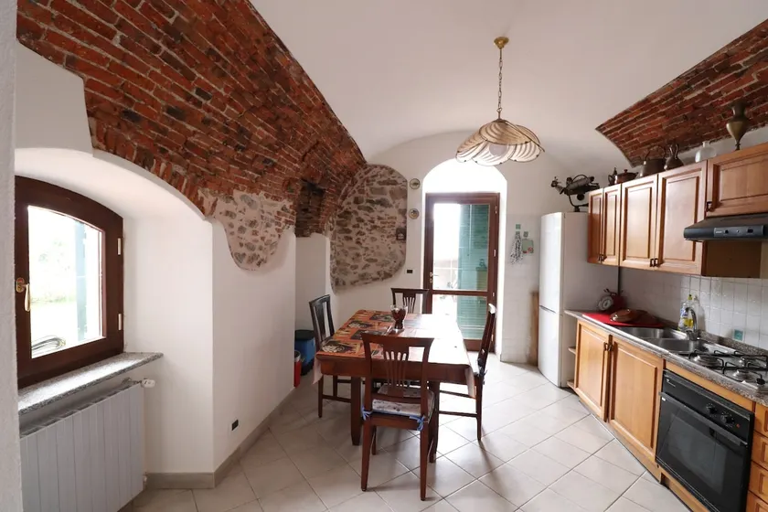 Apartment in a historic hamlet - Image 1