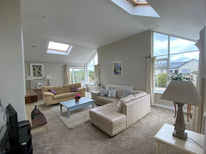 Stunning house close to the beach in Brittas Bay. - Image 1