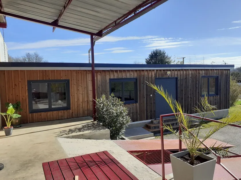 entire home with terrace - Image 1