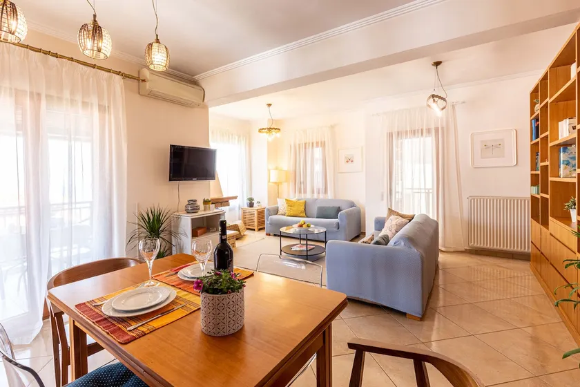 Assimina's luxury house with view - Image 1