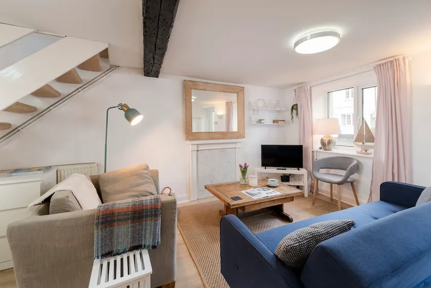 Nomi Homes*Exeter*Topsham*BEACH *Exmouth*Sleeps 5 - Image 1